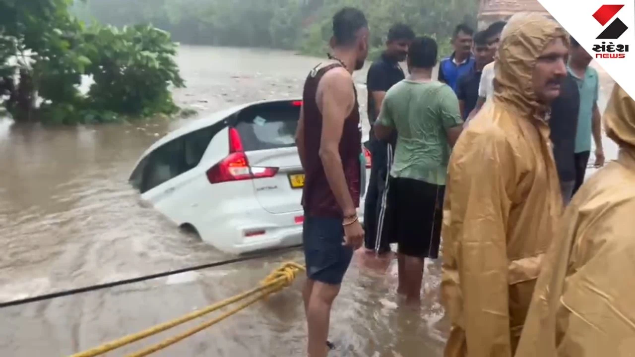 Ahmedabad Rain Update: Heavy Waterlogging Bopal Lake Wall Collapse Jodhpur Construction Site Accident