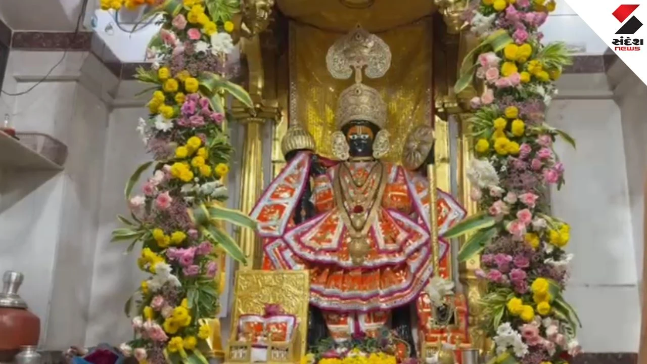 Guru Purnima Celebrated at Shamlaji Temple: Devotees Surge for Lord Shamlaji Darshan