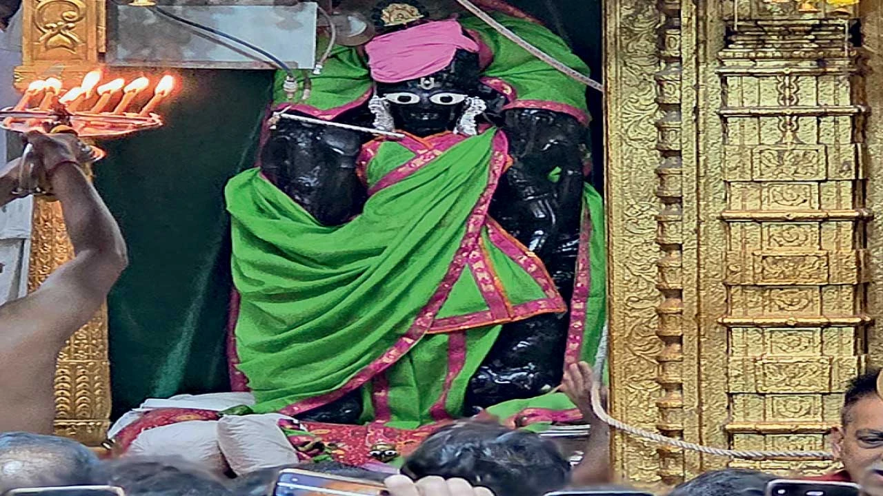 Kheda: ડાકોરમાં ગુરૂપૂર્ણિમા પર અઢી લાખ ભક્તોએ કર્યા રણછોડરાયજીના દર્શન