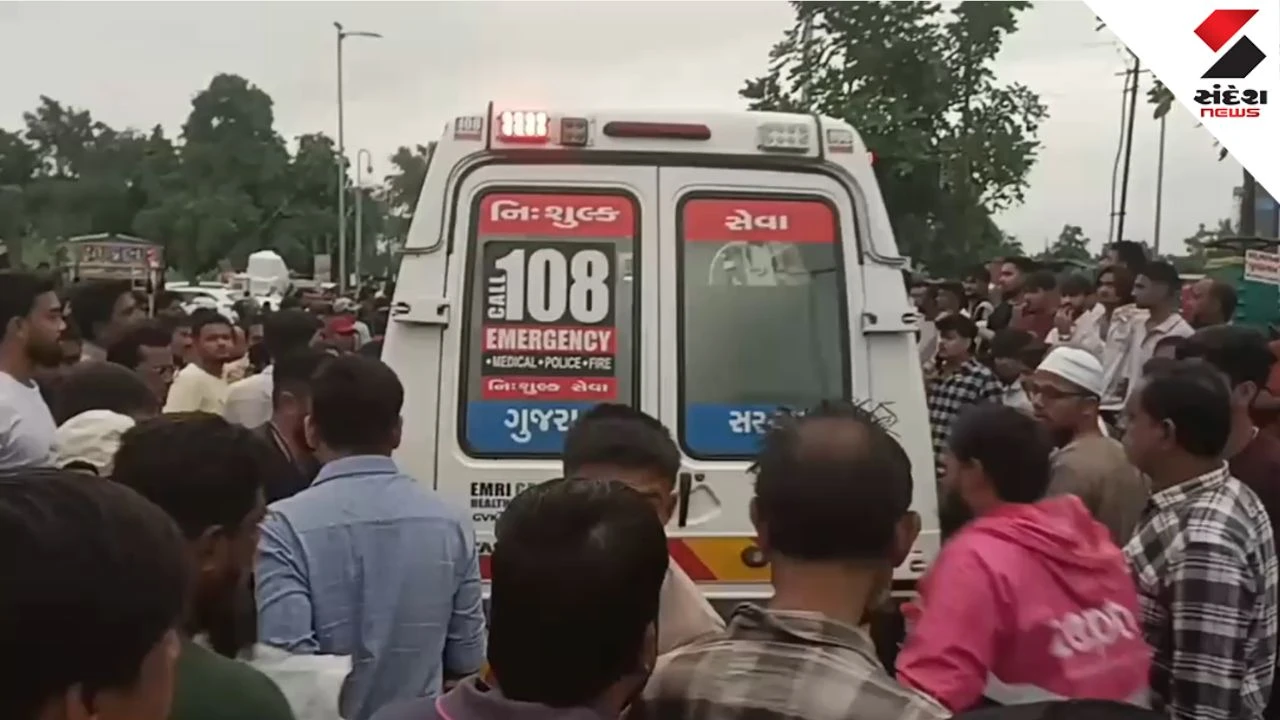 Vadodara News Road accident in Tandalja girl dies after road roller hits moped