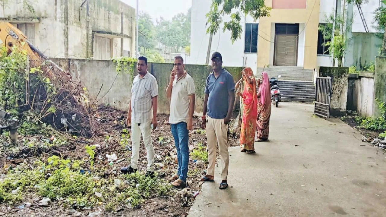 Himatnagar: વિજયનગર ગ્રામ પંચાયતનું સ્વચ્છતા અભિયાન