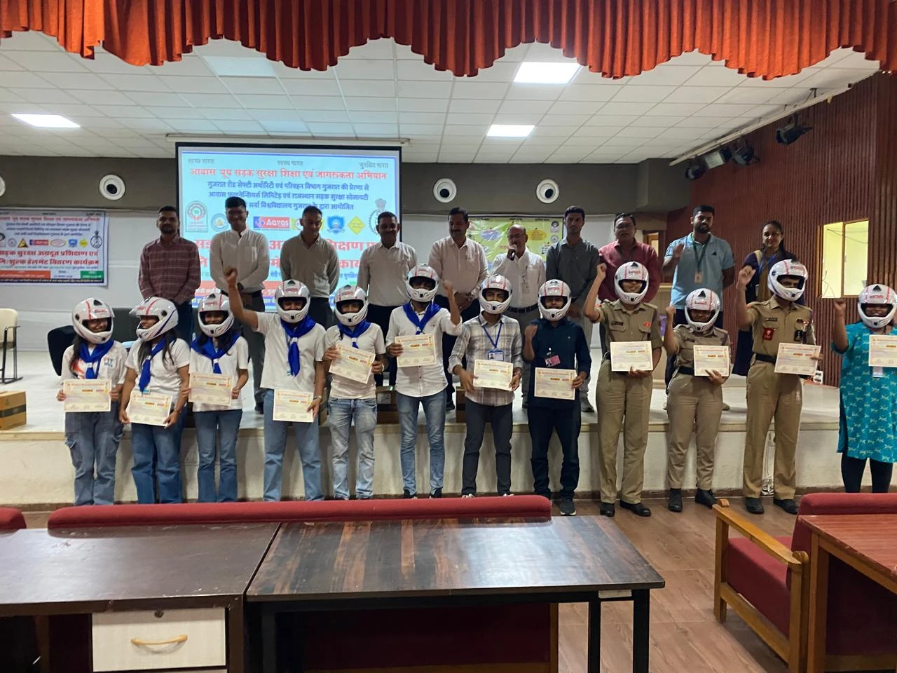 માર્ગ અકસ્માતથી બચવાની તાલિમ