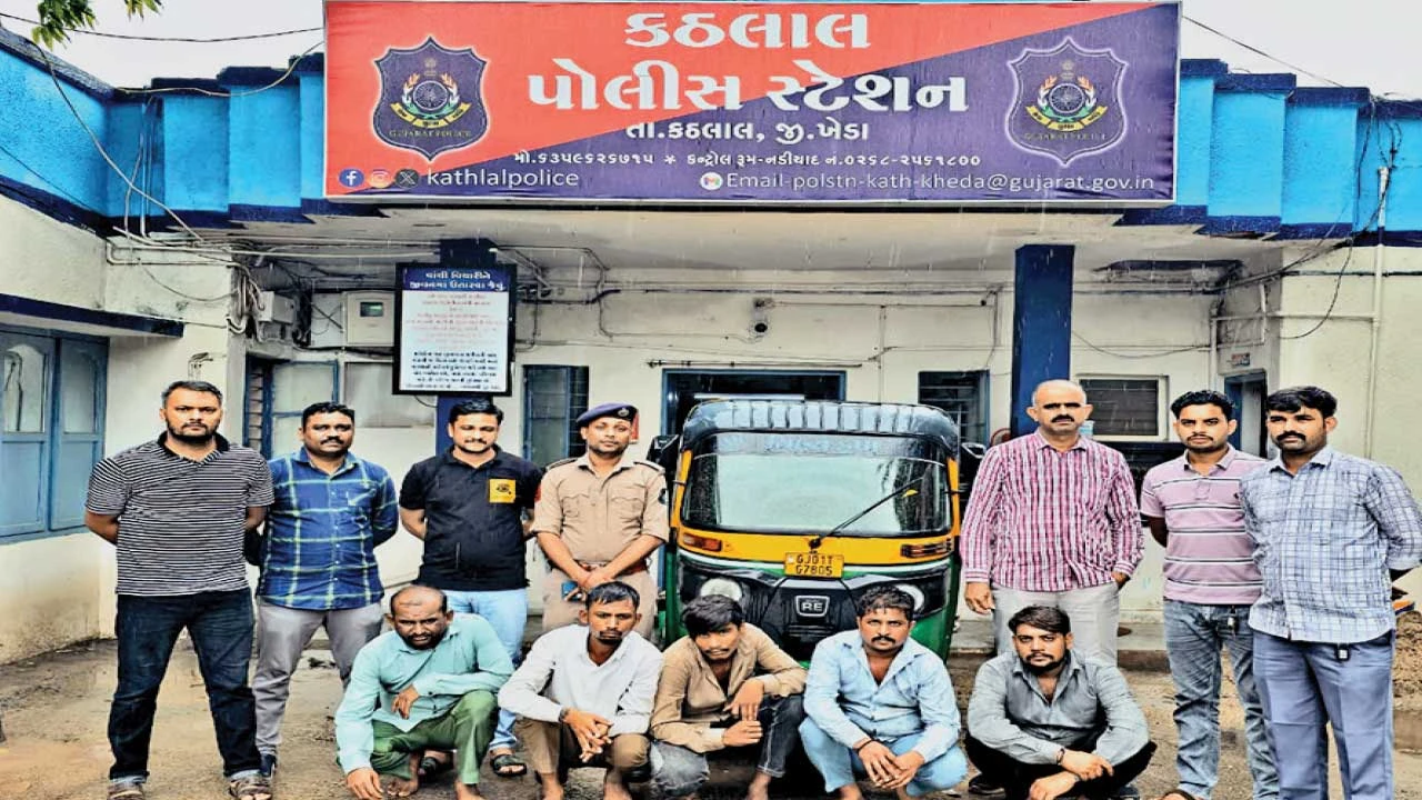ધાર્મિક કાર્યક્રમોમાં ખિસ્સા કાપતી ગેંગ નડિયાદ નજીક ઝડપાઈ