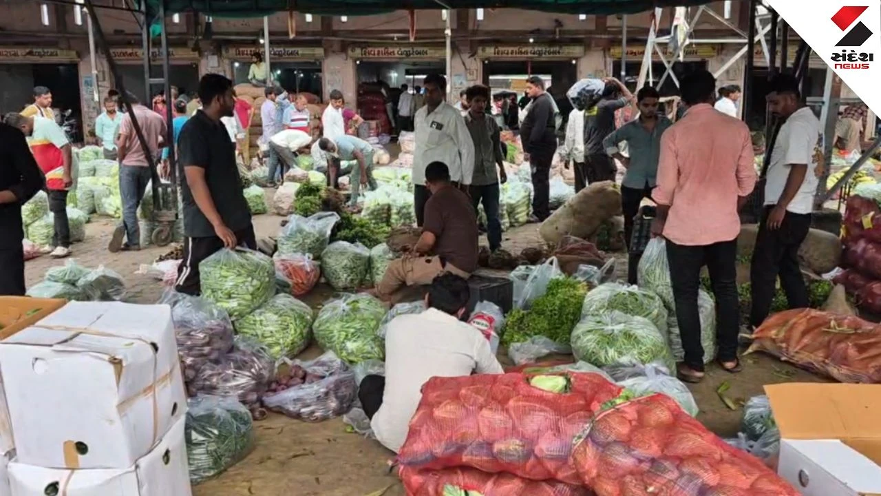 Heavy Rain: Vegetable Crop Damage Drives Prices High in Market
