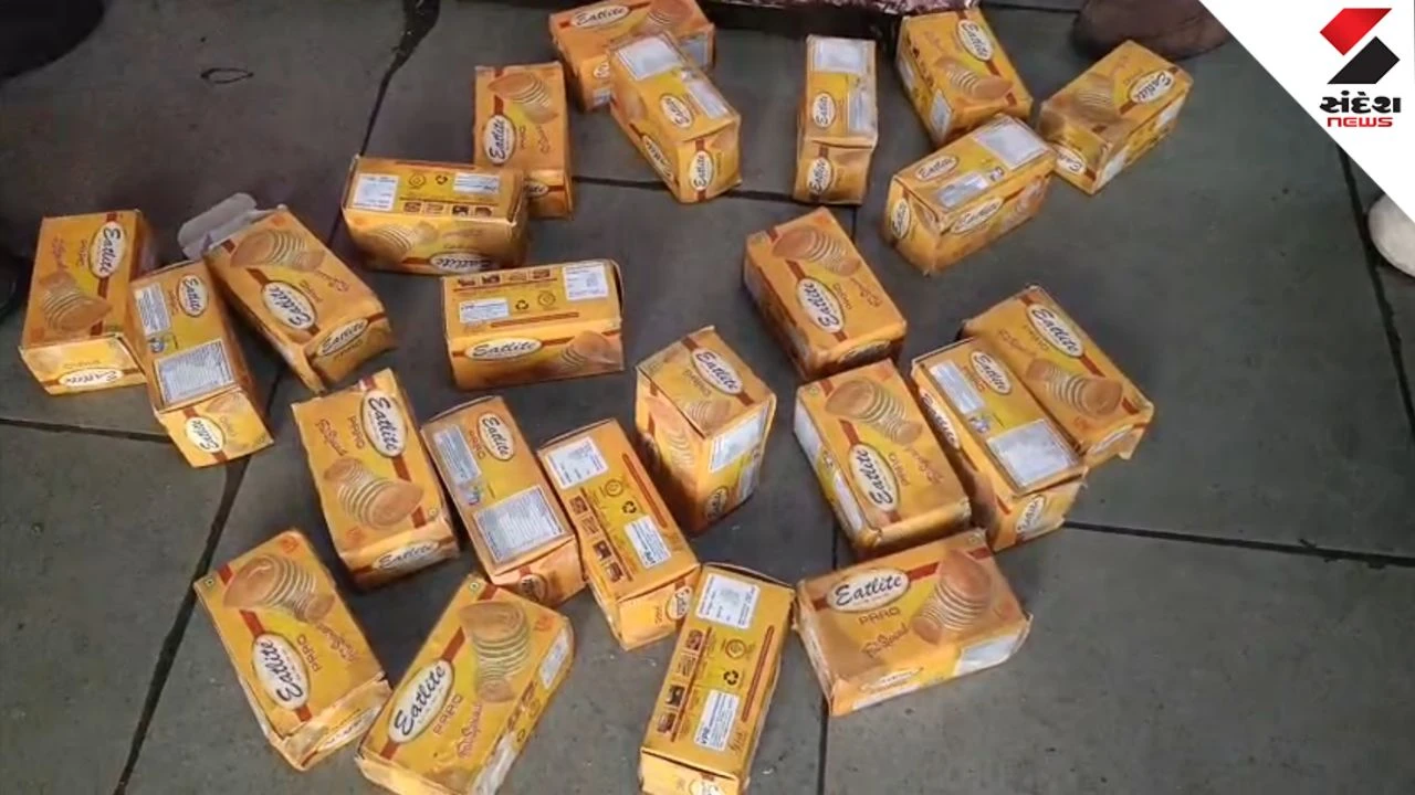 Jamnagar News: Food Department Raid, 12.50 kg Analog Cheese Seized