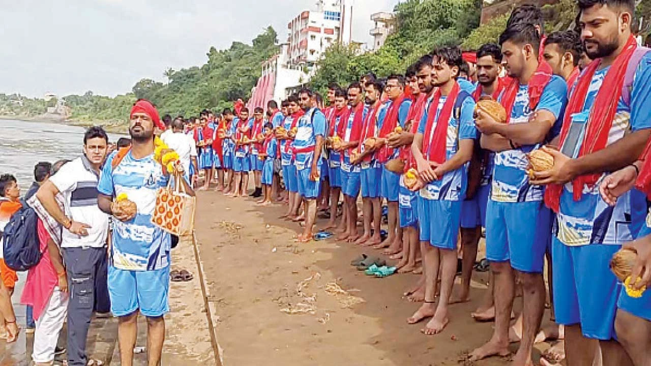 125 શિવભક્તોની ચાંદોદથી વડોદરા મોટનાથ મહાદેવ સુધી ભવ્ય કાવડયાત્રા