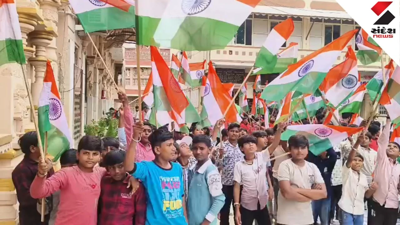Surendranagar News: Grand Tiranga Yatra Organized in Sayla Ahead of Independence Day