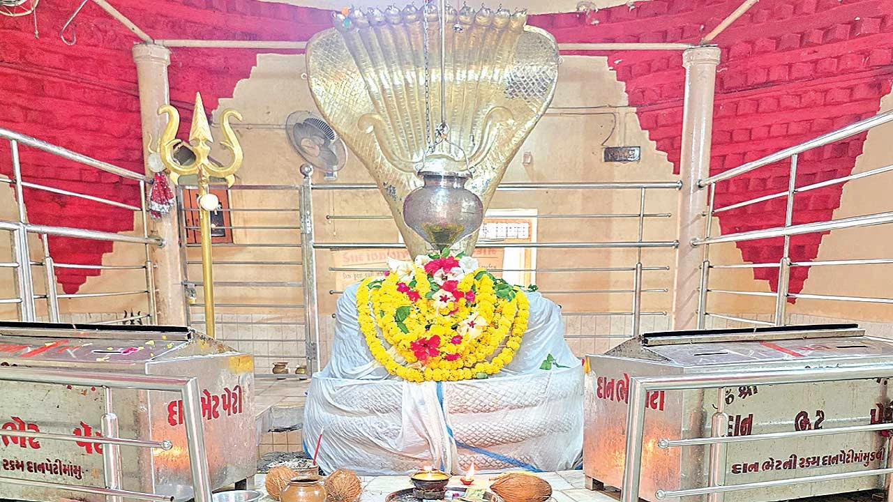 પંચમહાલના શહેરાના મરડેશ્વર મહાદેવ મંદિરે શ્રાવણ માસમાં ભક્તિનો પ્રવાહ,