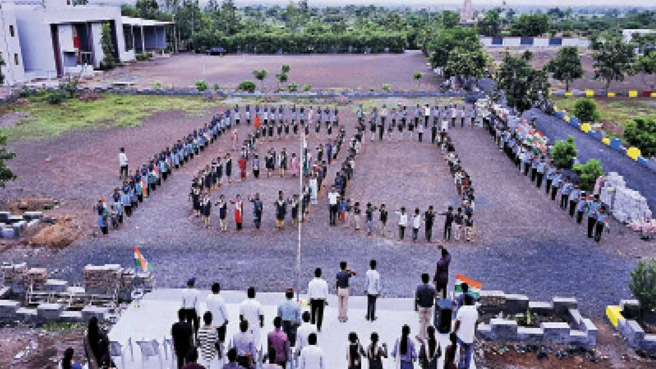 બોટાદમાં 80મા સ્વાતંત્ર્ય પર્વની ભવ્ય ઉજવણી