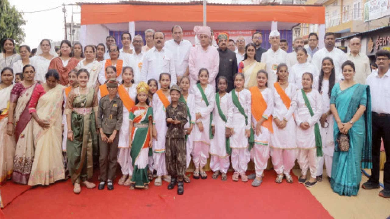 Navsari: સ્વાતંત્ર્ય પર્વે ધ્વજવંદન સાથે સાંસ્કૃતિક કાર્યક્રમનું આયોજન