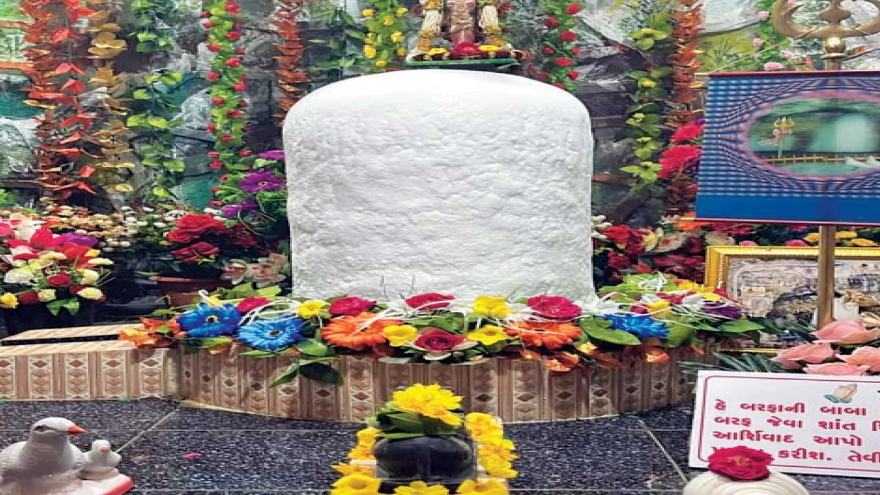 અંકલેશ્વરમાં શ્રાવણ માસમાં ઝઘડિયાના શિયાલી ખાતે બર્ફાનિ બાબાના દર્શન માટે ભક્તોનો અવિરત ધસારો.