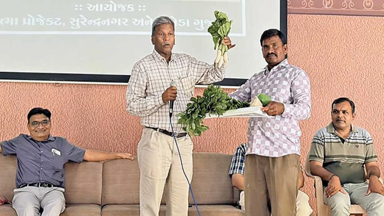 Surendranagar: સુરેન્દ્રનગરમાં પ્રાકૃતીક ખેતી પેદાશોની નિકાસની તકો અંગે સેમીનાર યોજાયો