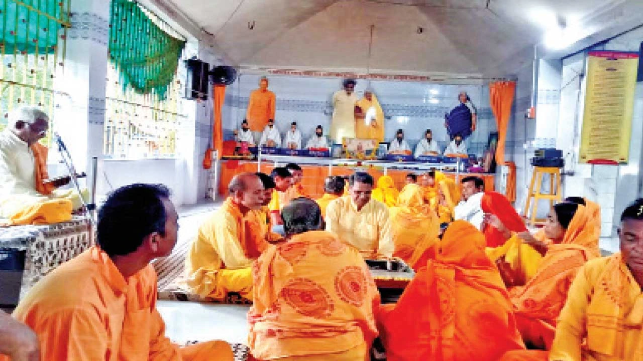 છોટાઉદેપુર: નસવાડી ગાયત્રી શક્તિપીઠ વિદ્યાપીઠમાં મૌન સાધના શિબિરમાં 63 ભક્તો જોડાયા