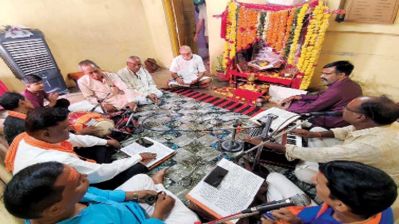 ડભોઇના હરિહર આશ્રામમાં શ્રાવણ માસ નિમિત્તે રામચરિત માનસ પાઠનું ભવ્ય આયોજન