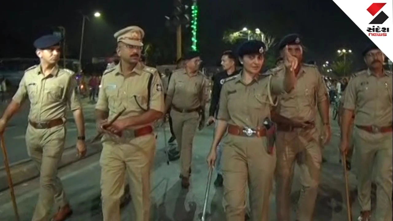 Ahmedabad News: Police Conducts Foot Patrol Ahead of Eid-e-Milad