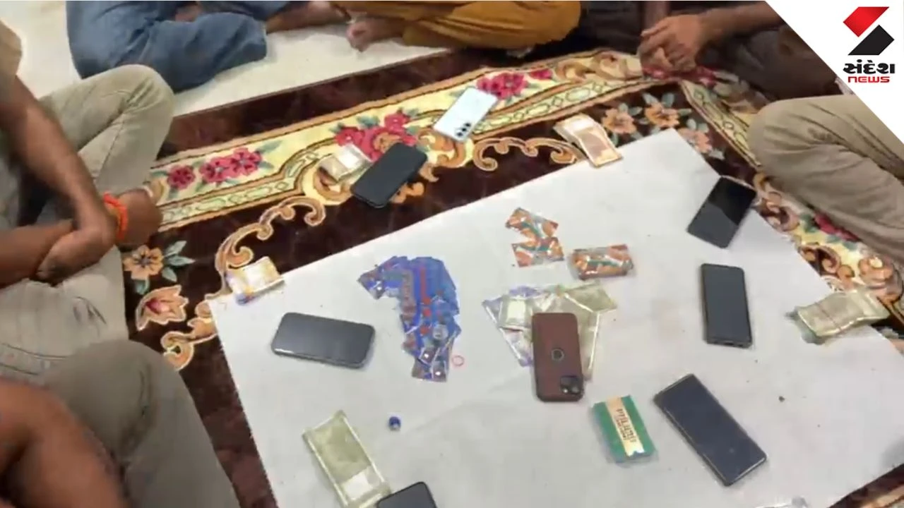 Rajkot News: Range IG Team Busts Gambling Den in Upleta, 8 Arrested