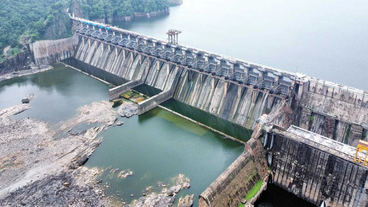 Mahisagar: જીવાદોરી સમાન કડાણા ડેમની સપાટી 402.8 ફૂટે પહોંચી