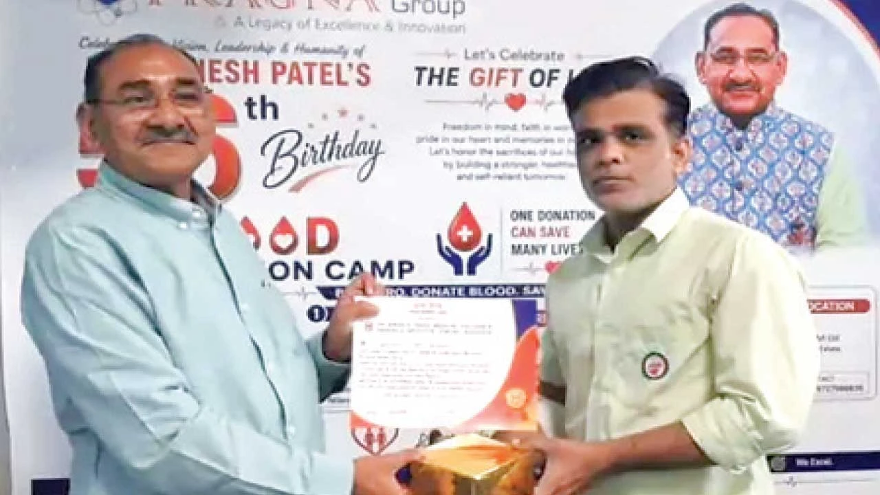 Ankleshwar: પ્રજ્ઞા ગ્રૂપ દ્વારા બ્લડ ડોનેશન કૅમ્પ યોજાયો