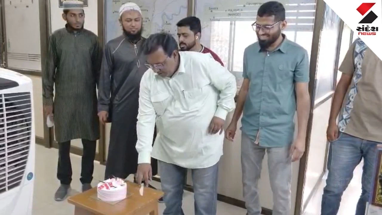 Bharuch News: Gujarat Pharmacist Association Celebrates After ACB Arrests Corrupt Drug Dept Officials