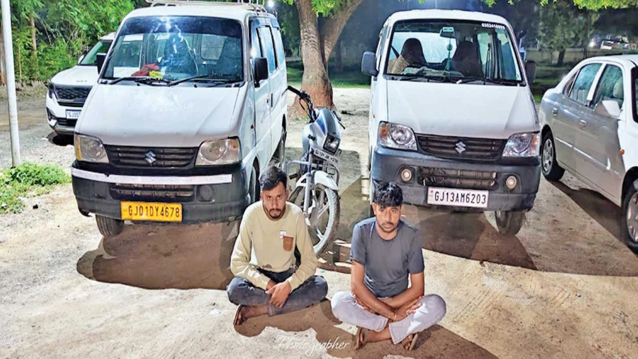 જુગારના 5 સ્થળે પોલીસના દરોડા, 18 શખ્સો ઝડપાયા