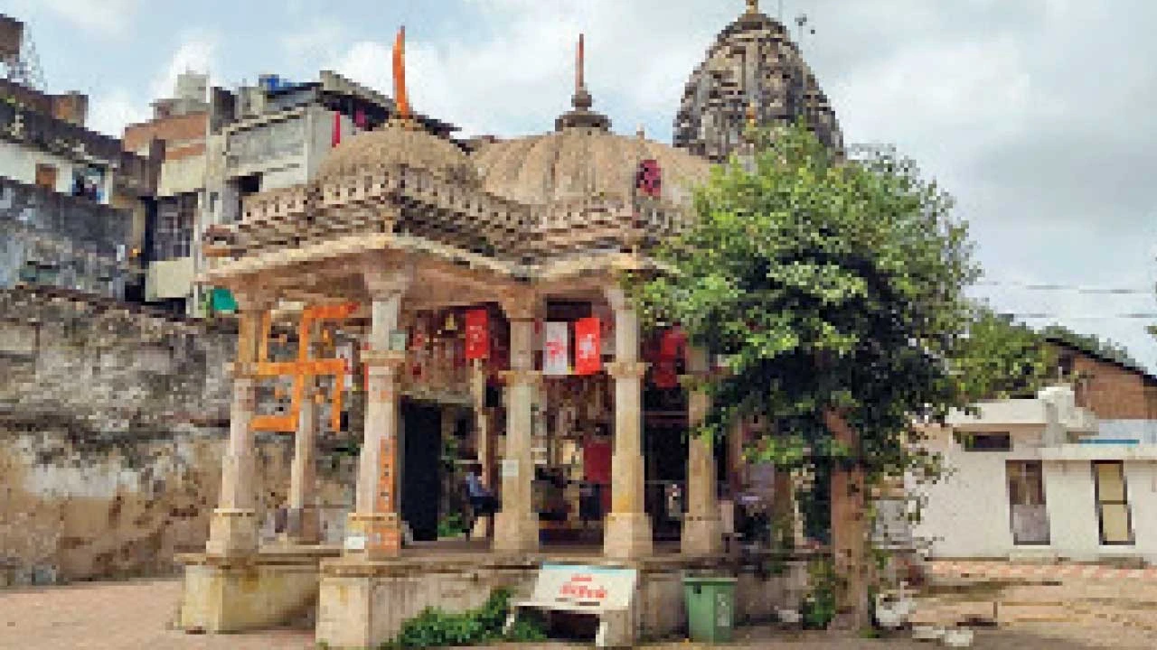 અમાસ અને શ્રાવણ-અધિક મહિનાના સોમવારે શ્રી યમનેશ્વર મહાદેવમાં ભસ્મ આરતીનો મહિમા