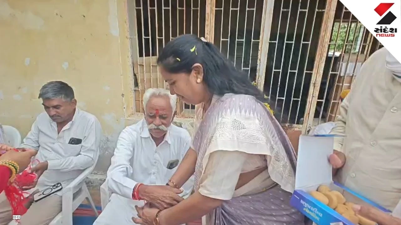 Banaskantha News: MP Geniben Thakor Urges De-Addiction as Raksha Bandhan 2026 Gift in Tharad