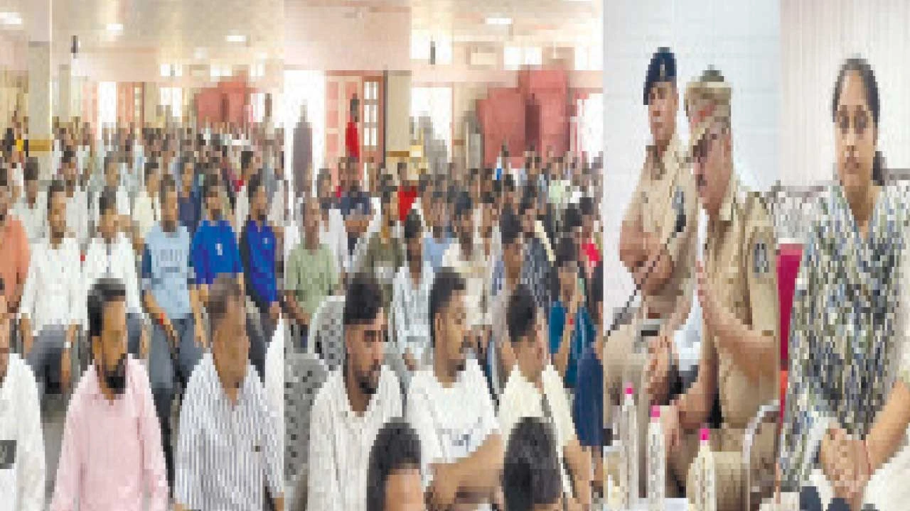 Bardoli: રોડ પર ટ્રાફિકને અડચણરૂપ ગણેશ પંડાલો નહી ઉભા કરવા આયોજકોને ખાસ તાકીદ