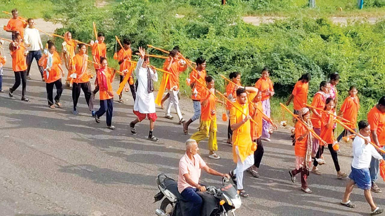 ભરૂચથી નીકળેલી સમરસ કાવડ યાત્રાનું જંબુસરમાં ભવ્ય સ્વાગત