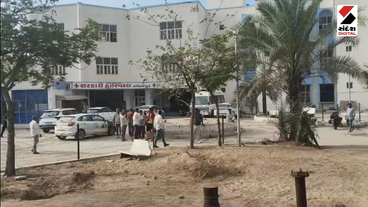 Patan News: 3 Kutch Devotees Killed in Road Accident, 4 Injured in Car Truck Collision Near Radhanpur 