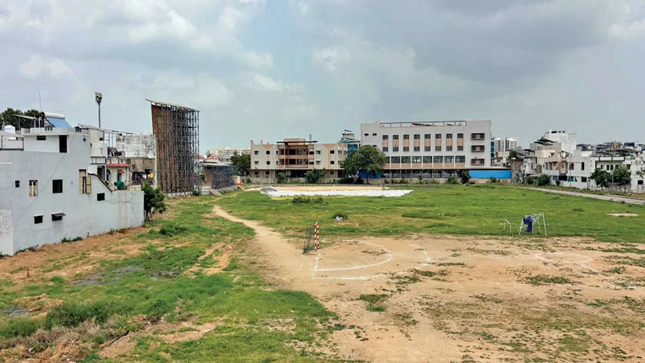 ઓલિમ્પિક્સના સપના વચ્ચે નિકોલ રમત કેન્દ્ર કચરાનું ધામ બન્યું