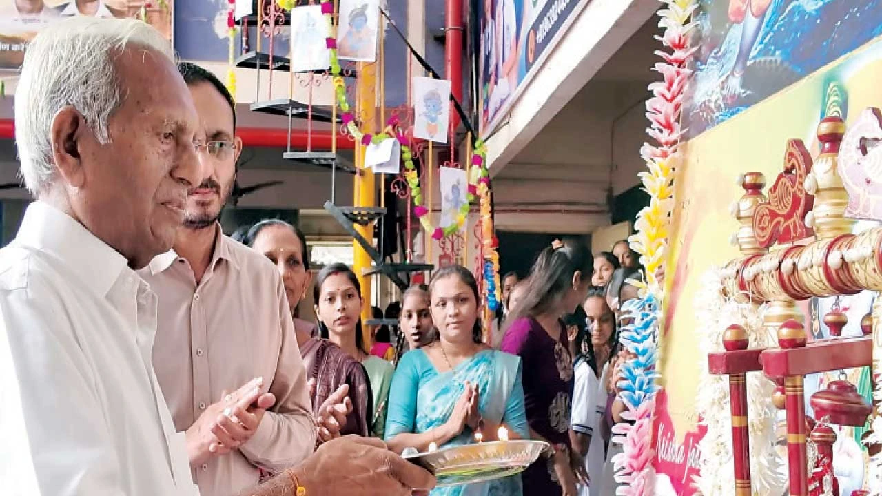 તક્ષશિલા વિદ્યાલયમાં ભવ્ય જન્માષ્ટમીની ઉજવણી