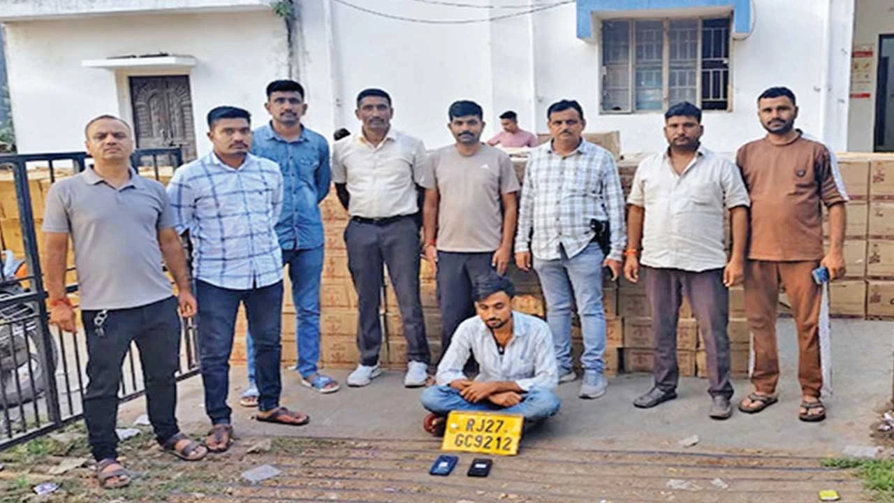 Surendranagar: નાસીકથી રાજકોટ કન્ટેનરમાં જતો દારૂ લીંબડી હાઈવે પરથી પકડાયો