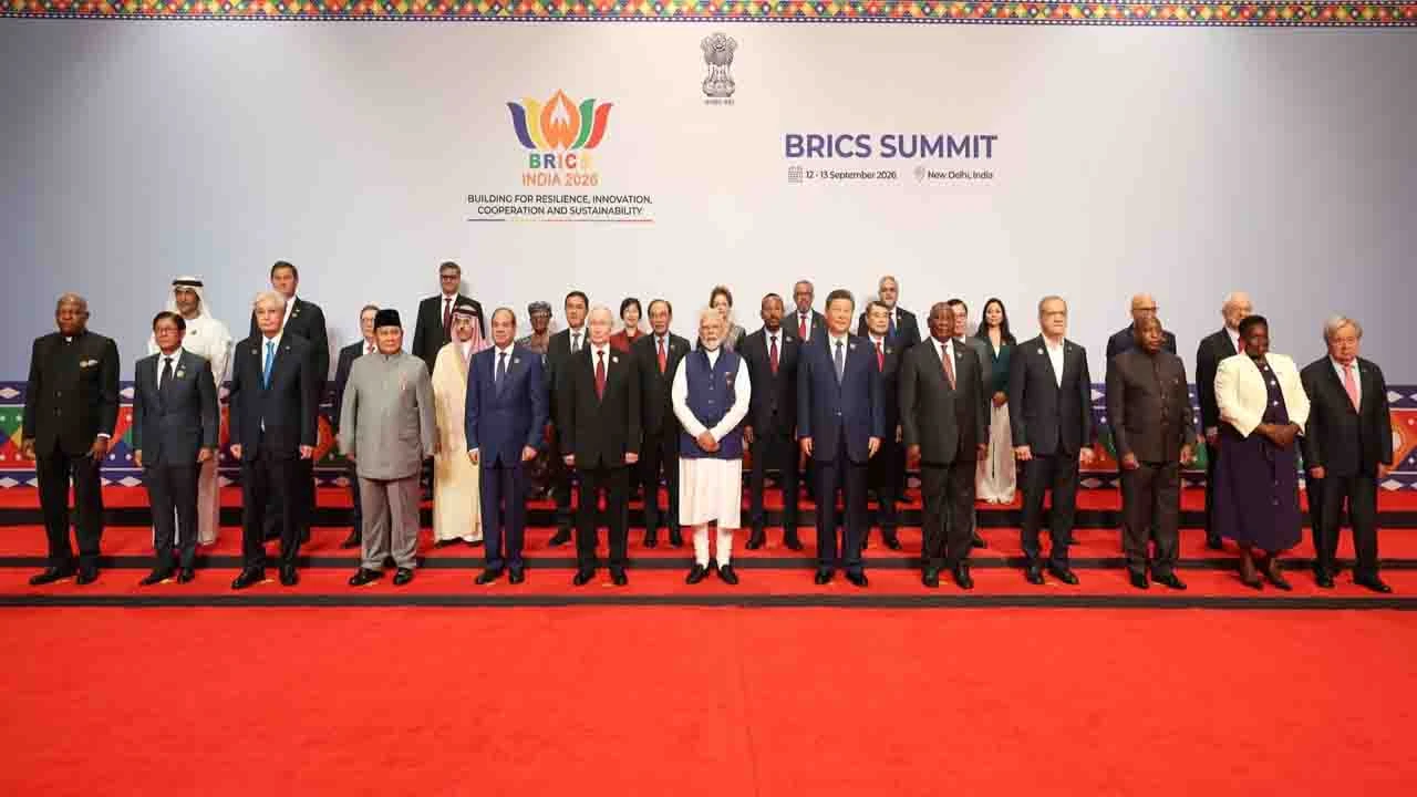 brick photo pm modi