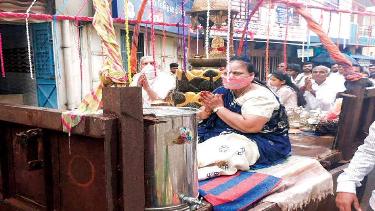 Dahod: પર્યુષણ પર્વે સિંગવડમાં ભગવાન મહાવીરની શોભાયાત્રા યોજાઈ