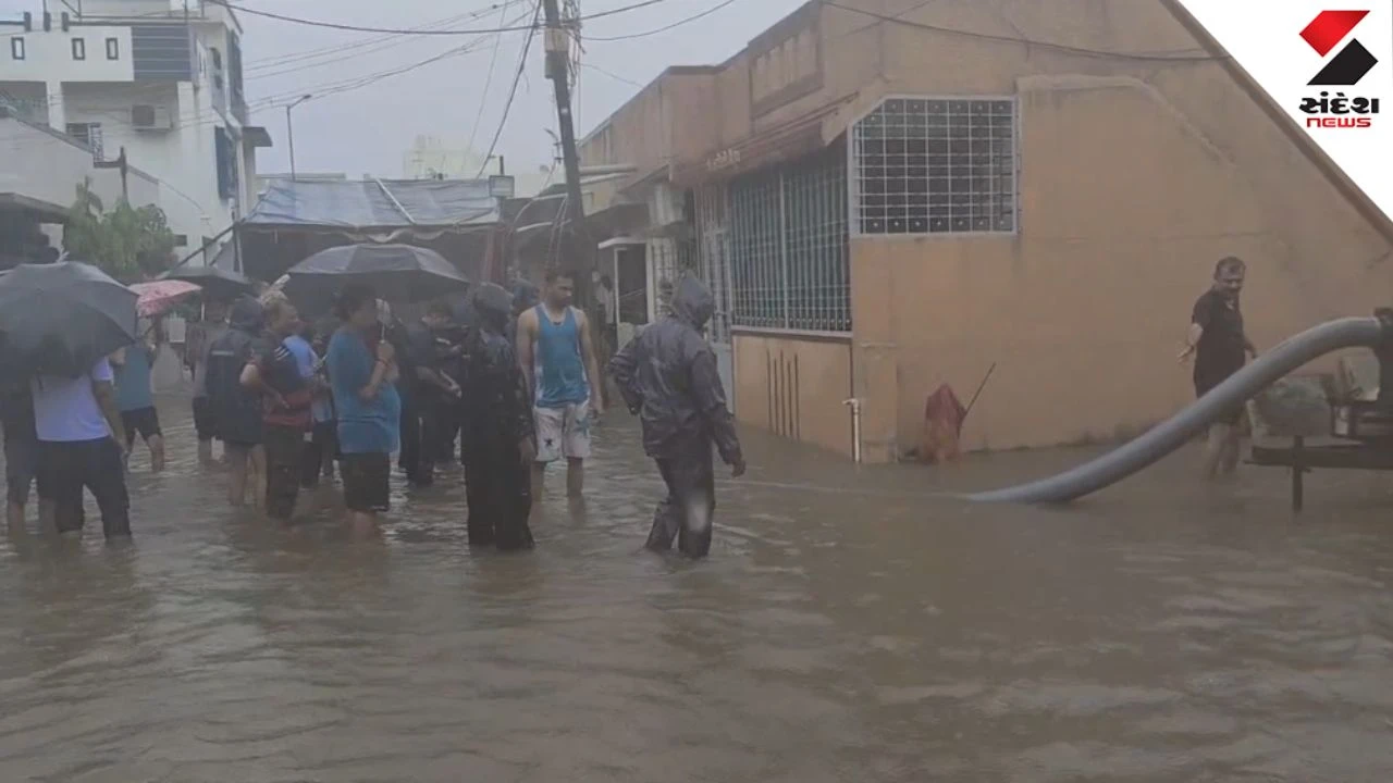 Vadodara Rain: 2.5 Inches in 2 Hours, Karjan Homes Flooded