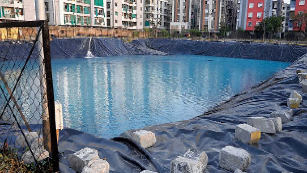 Vadodara: શહેરમાં શ્રીજીની મૂર્તિના વિસર્જન માટેના તળાવો 12માંથી ઘટી 11 થયાં