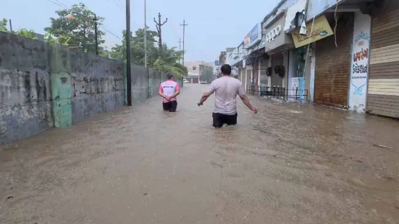 Rain in Kutch in a violent form