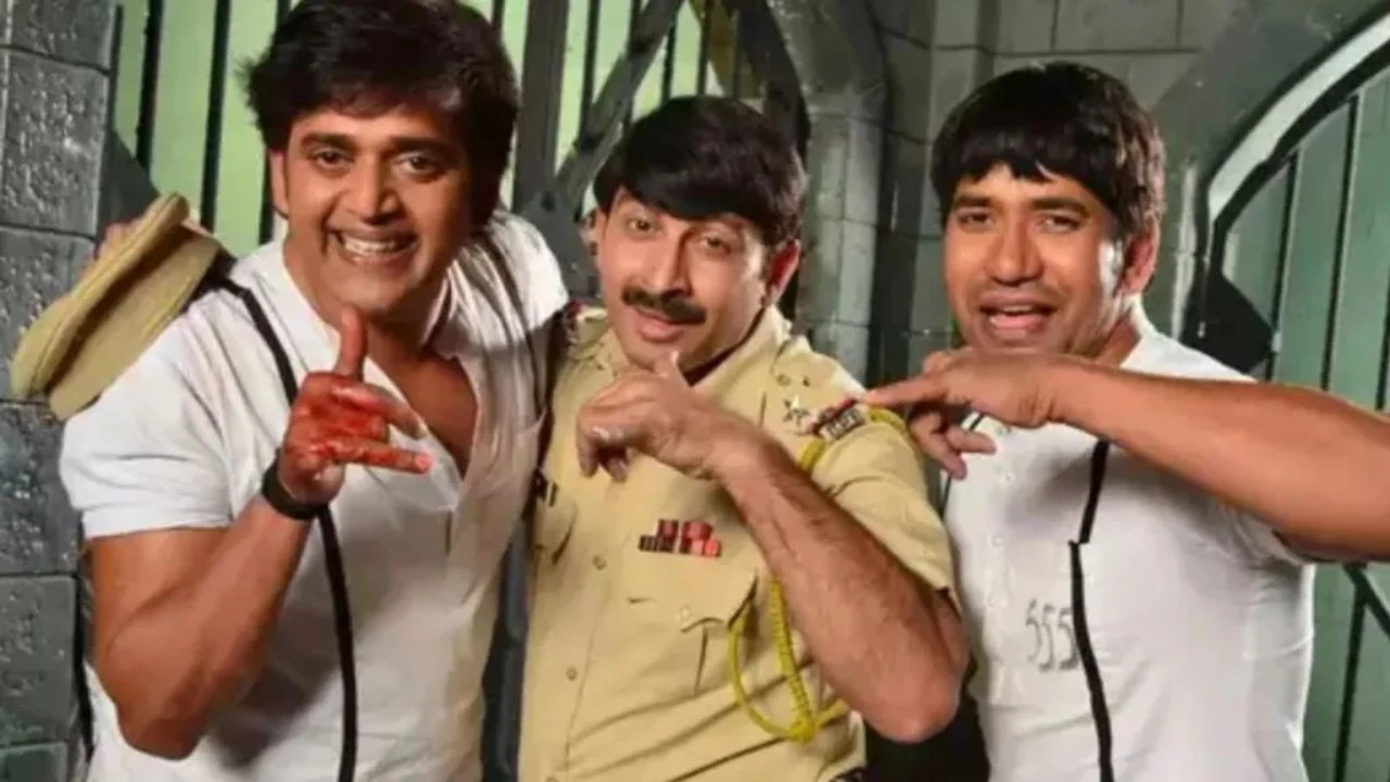 Ravi Kishan, Manoj Tiwari (1)