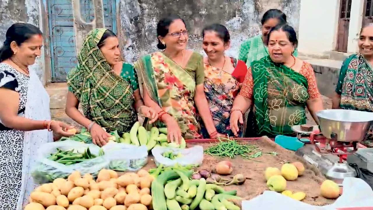 Palanpur : મોંઘવારીથી ગ્રામ્ય પરિવારોનું બજેટ ખોરવાયું