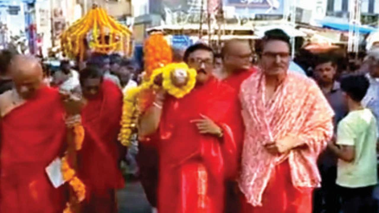 પર્યુષણ પર્વે વલસાડમાં તપસ્વીઓના સન્માનમાં ભવ્ય શોભાયાત્રા