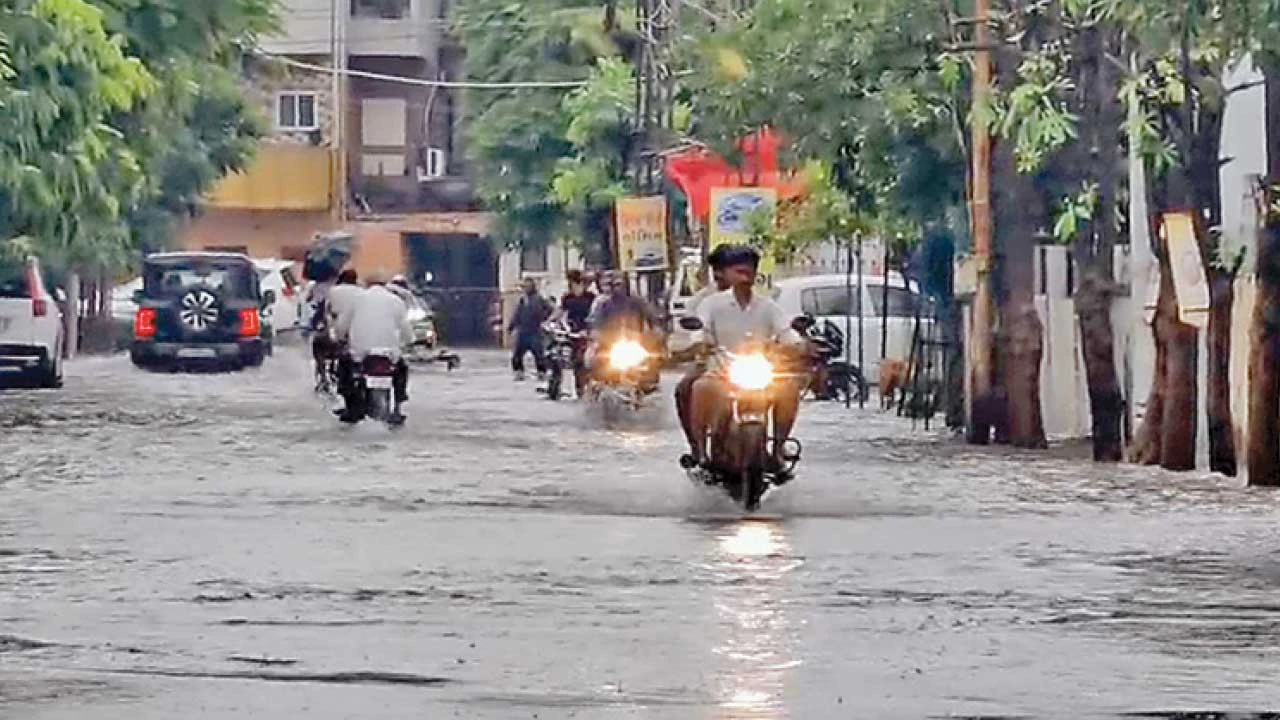 Gandhinagar : જિલ્લામાં શ્રીકાર અઢીથી ચાર ઈંચ વરસાદ ખાબક્યો