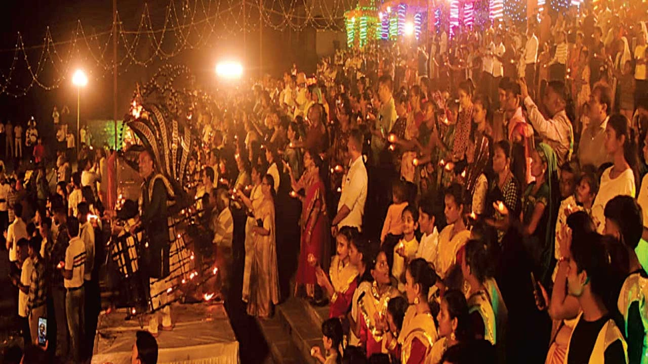 Bharuch: ખાતે નર્મદા કિનારે દિપોત્સવ અને મહાઆરતીનું આયોજન થયું