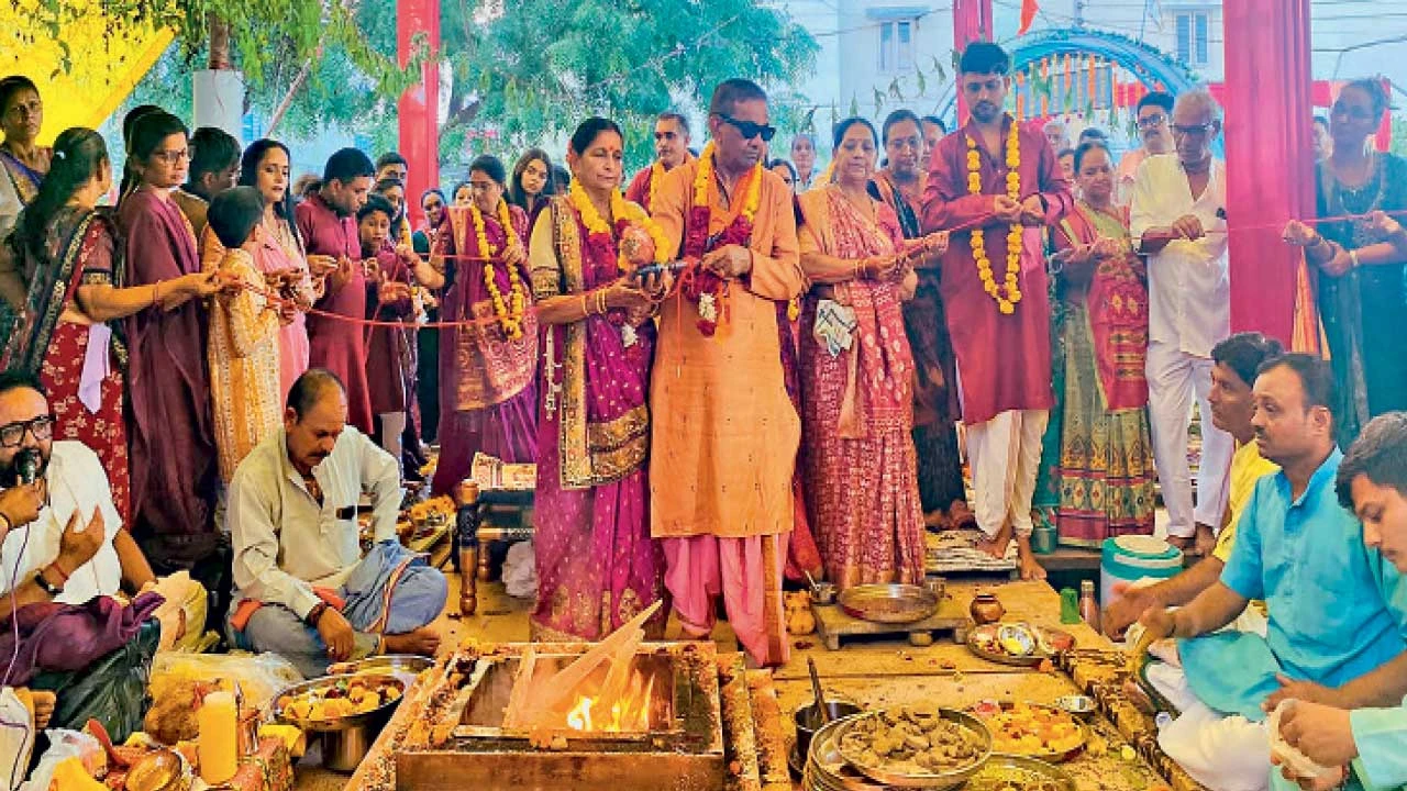 Patan : માં શૈલજા બંગ્લોઝમાં મહાદેવ અને ગોગા મહારાજની પ્રાણ પ્રતિષ્ઠા કરાઈ