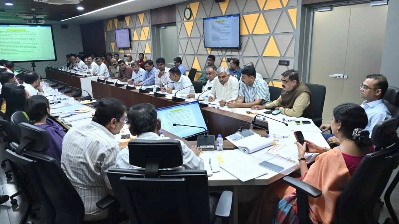 Teachers' unions meeting in Gandhinagar