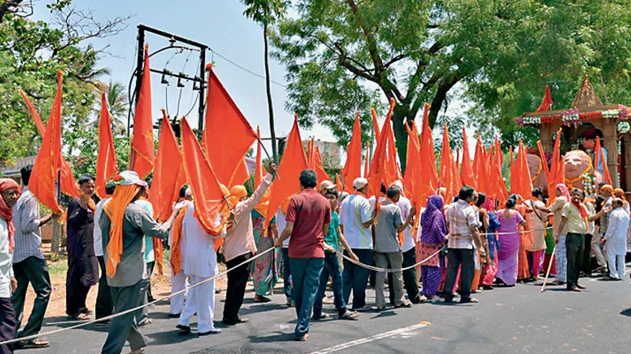 ચરોતરના માર્ગો જય અંબેના નાદથી ગૂંજ્યા