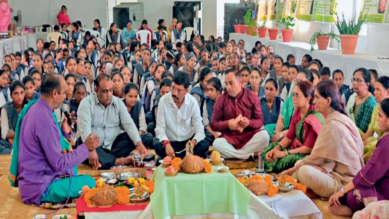 કલોલ તાલુકાના નારદીપુરમાં ભવ્યતા સાથે 11મા રાષ્ટ્રીય આયુર્વેદ દિવસની ઉજવણી સંપન્ન