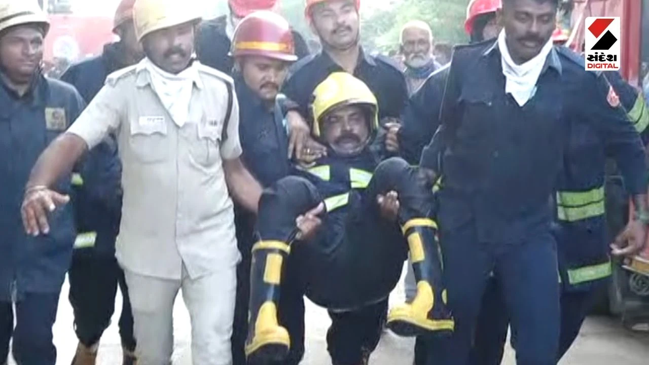 Surat Fire Incident: Massive Fire Breaks Out at Sangh Textile Hub in Saroli, Surat