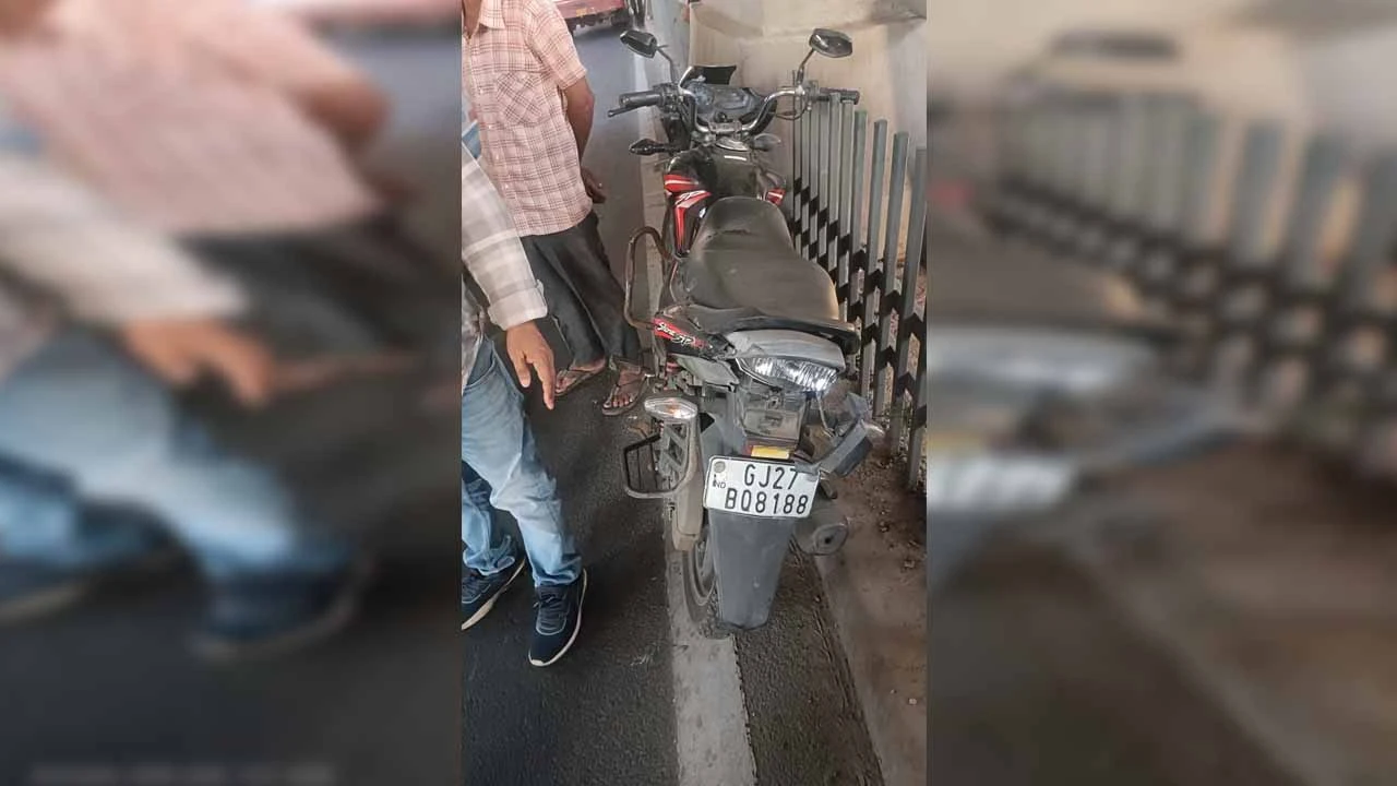 Accident in front of Ranip metro station in Ahmedabad