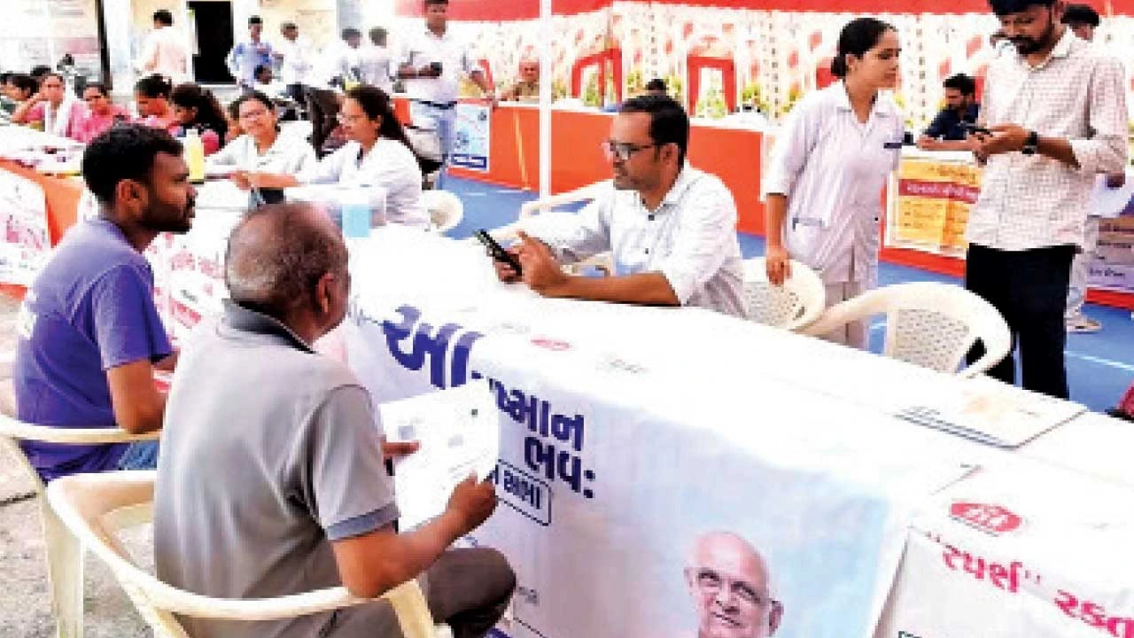 ધનોરા ગામે સેવા સેતુ 2.1 કાર્યક્રમ યોજાયો: નાગરિકોને સરકારી યોજનાઓનો લાભ મળ્યો