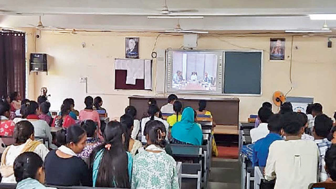 નર્મદા: સાંસ્કૃતિક વક્તૃત્વ સ્પર્ધા અંતર્ગત ઓનલાઈન વેબિનારનું સફળ આયોજન